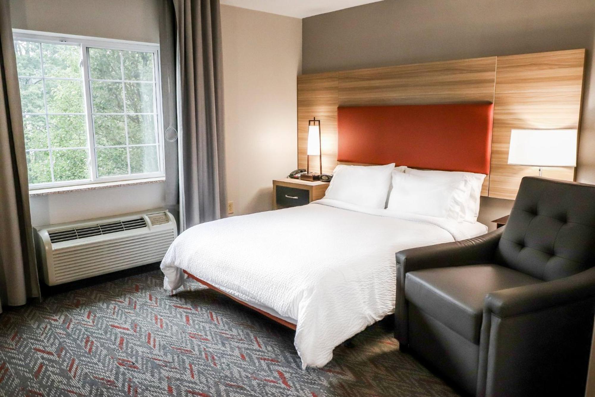 Candlewood Suites Richmond Airport By Ihg Sandston Exterior photo